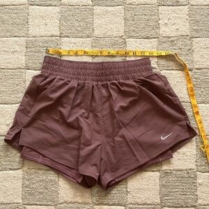 Nike Women's Athletic Shorts Mauve/Pink